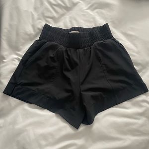 Abercrombie shorts 🖤